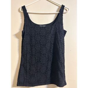 White House black market sleeveless top size meduim